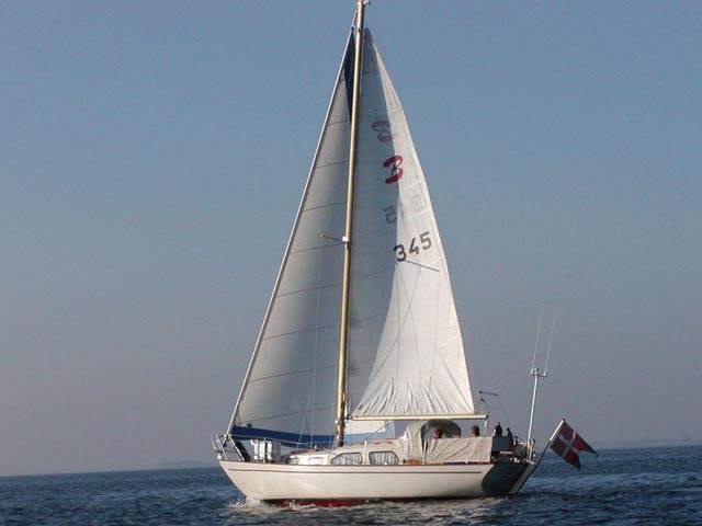 345, SARA SAND, Margretheholm, Lynetten, København, DK.  Ejer fra 2011: Niels Krohn, København. DK. Tidligere ejere: Sydfyns Bådudlejning / Boatcharter.dk, Langeland. Har tidligere tilhørt Sydlangelands Maritime Efterskole i Bagenkop. Tidligere navn: Saray.