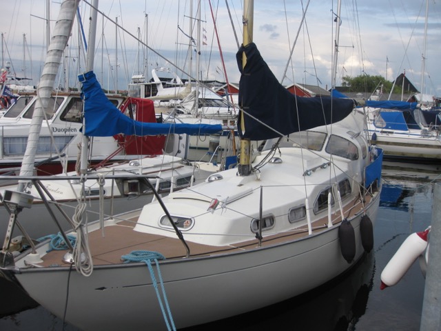 350, ELLEN MARGRETHE, Nykøbing Mors. DK. Ejer: Knud Meelsen, Nykøbing Mors, DK. Er kendetegnet ved glasfiber-sprayhood. 
